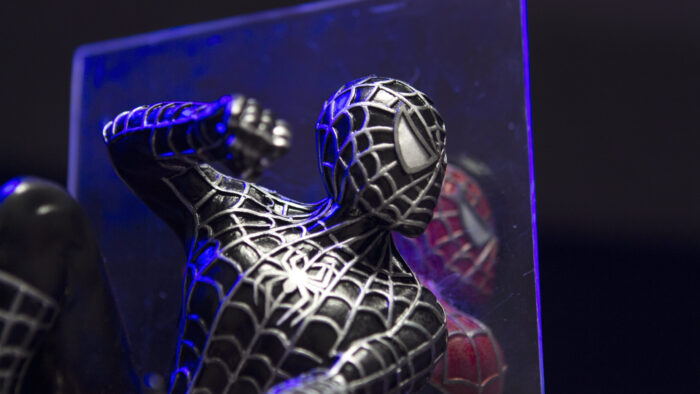 spider-man-criassauro-detalhes1 Manopla Thanos DIY Vingadores Ultimato