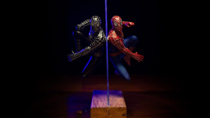 spider-man-criassauro-frente Manopla Thanos DIY Vingadores Ultimato