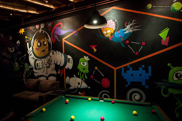 Portfolio Criassauro Paisagem_0040_graffiti-spacepaint-estudio-parade-astronauta-1